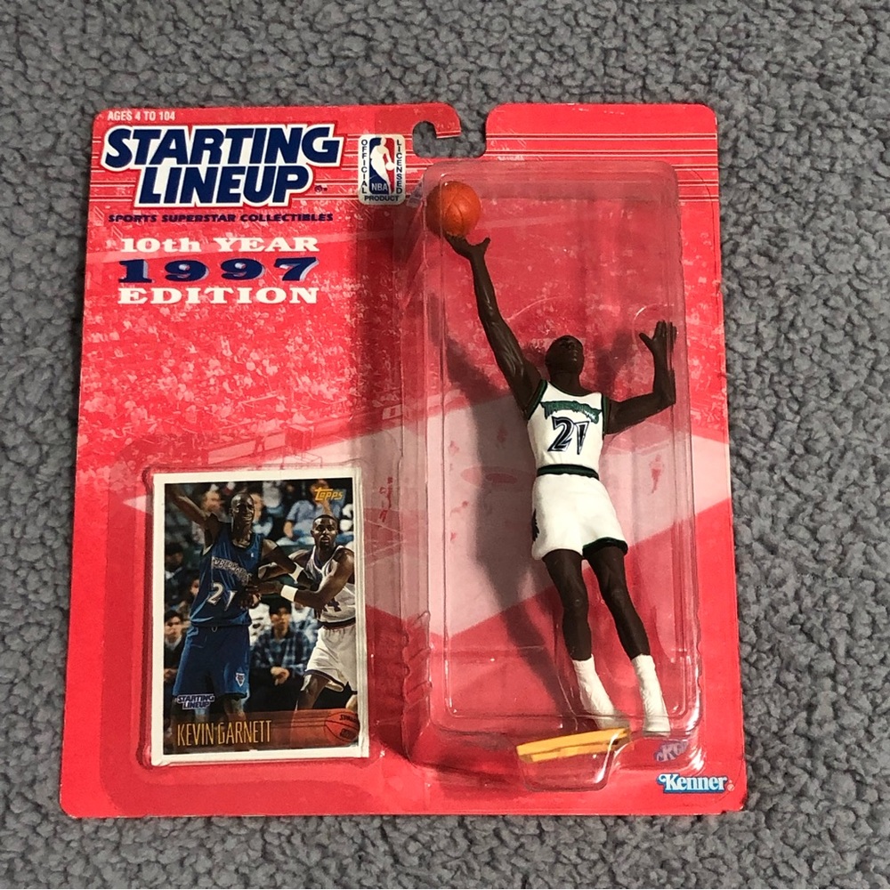 1997 Starting Lineup Kevin Garnett Collectible